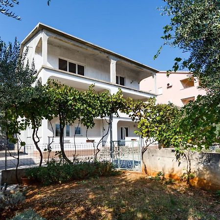 Apartments With A Parking Space Kornic, Krk - 5306 외부 사진