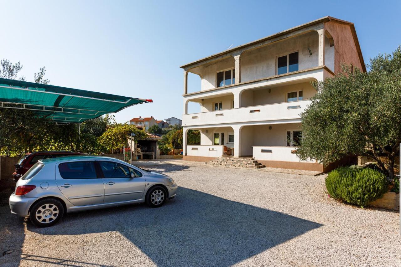 Apartments With A Parking Space Kornic, Krk - 5306 외부 사진