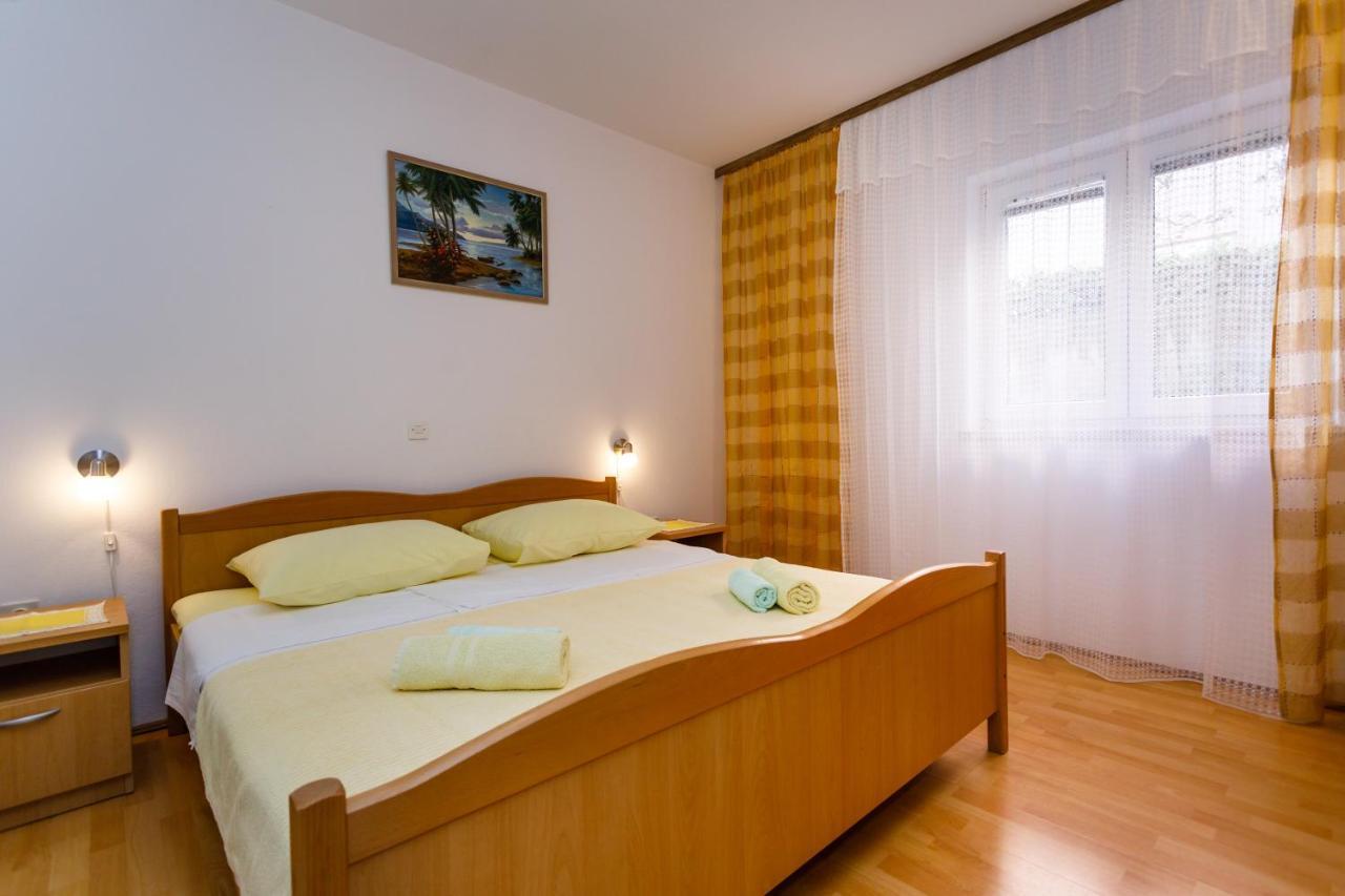 Apartments With A Parking Space Kornic, Krk - 5306 외부 사진